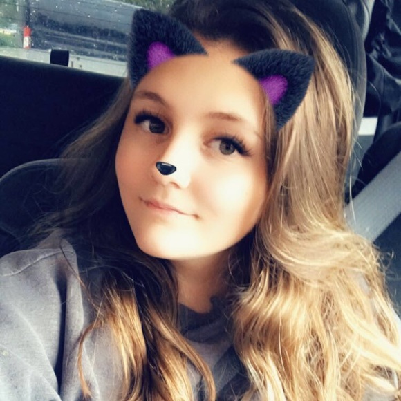 Meet your Posher, Melanie - Picture 4 of 8